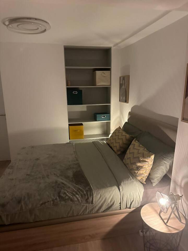 Stylish Renovated Apartment In Chiado Lisboa المظهر الخارجي الصورة