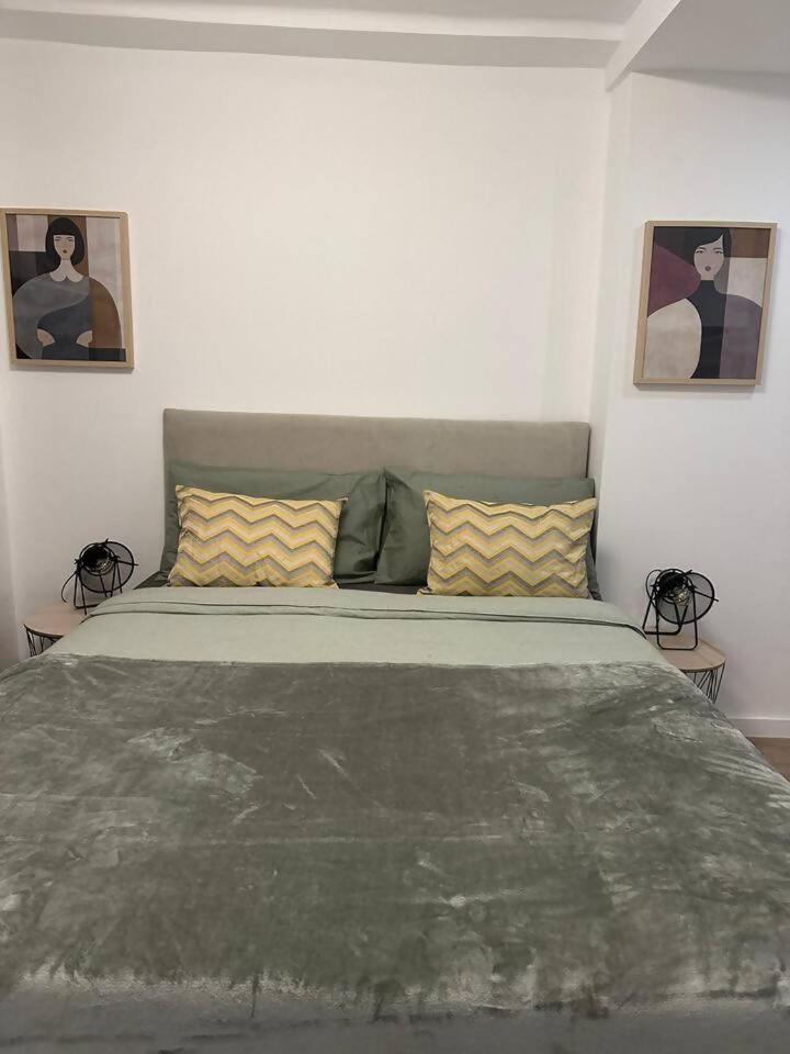 Stylish Renovated Apartment In Chiado Lisboa المظهر الخارجي الصورة